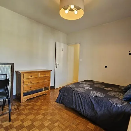 Centre 2 Apartment *